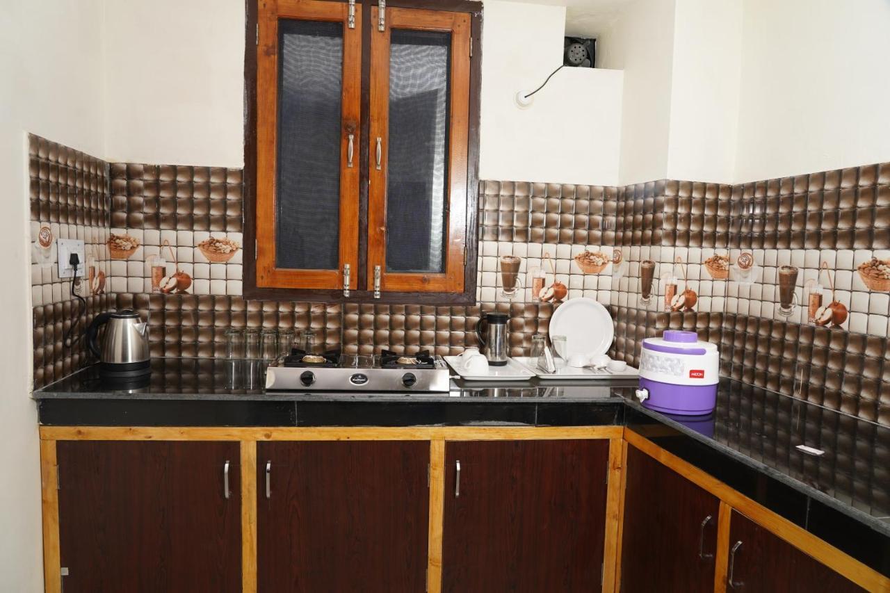 Shimla Pines Homestay Exterior photo